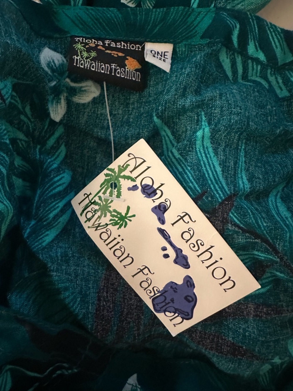 NWT Hawaiian Set - Picture 2 of 4